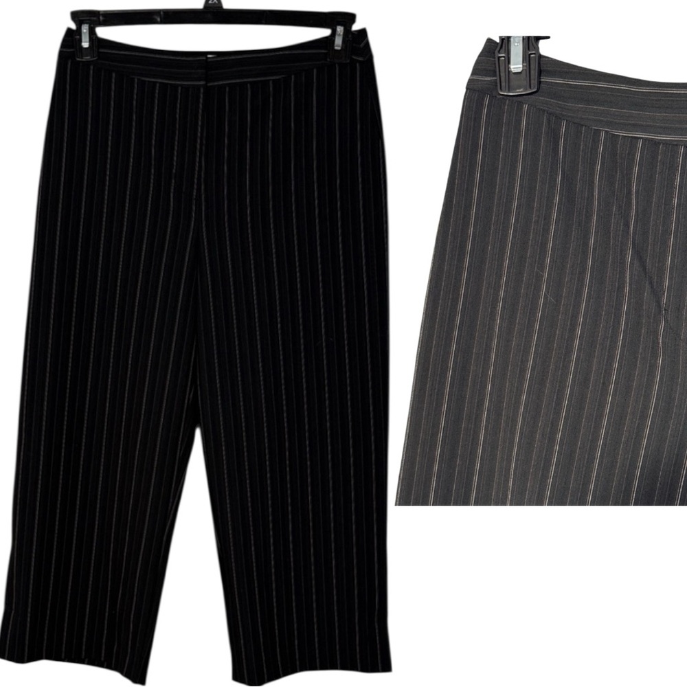 Chico's Pants Black Striped Crop in Size 0.5/S/6  NWT‎